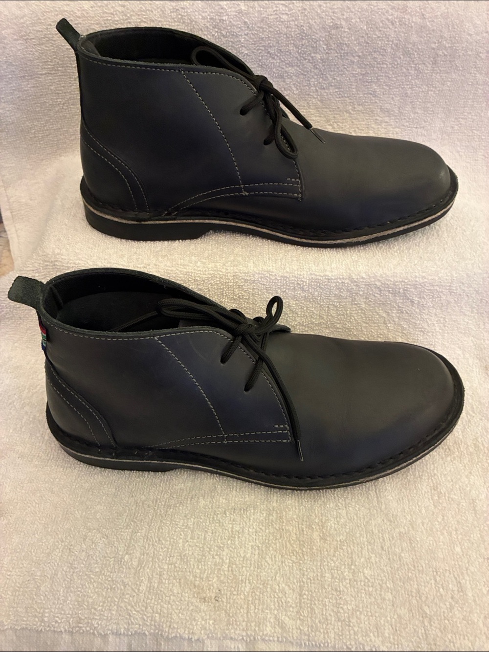 Veldskoen Unisex Genuine Black Leather Chukka Boots, casual durable everyday
